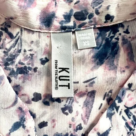 Kut from the Kloth Jasmine Pink Blue Floral Semi-Sheer Button Roll-Tab Blouse XS - Picture 5 of 10